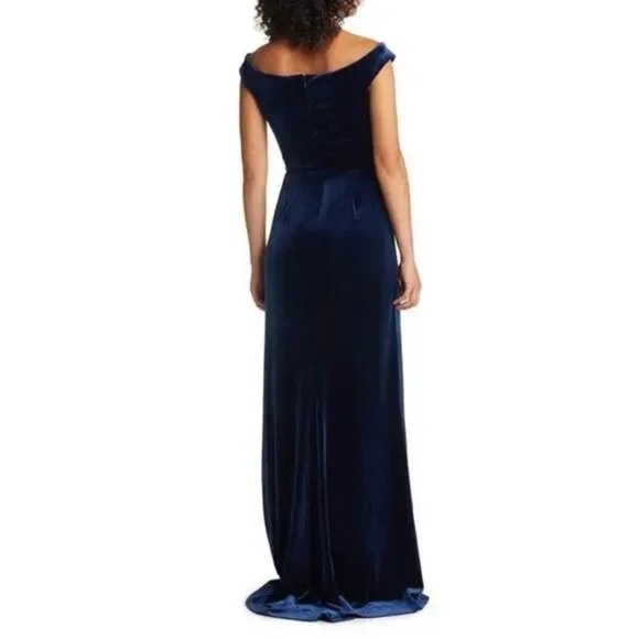 Tadashi Shoji Navy Blue Velvet Gown - Picture 3 of 8